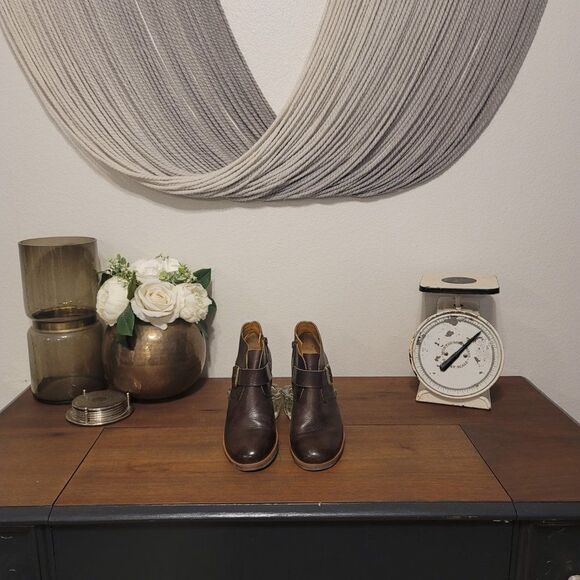 Korks by Kork-Ease "Nanda" Brown Leather Ankle Boots Sz 7 - Picture 3 of 10